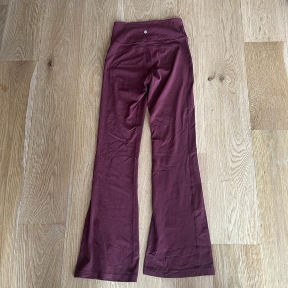 Lululemon flare leggings - Picture 2 of 2